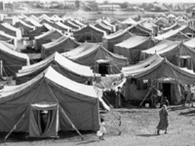 Лагерь переселенцев. Фото с сайта lgz.ru (c)