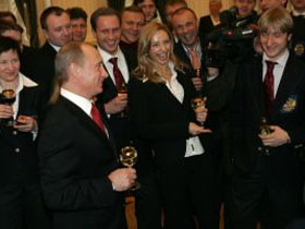 Победители Турина на приеме у Путина. Фото Российской газеты