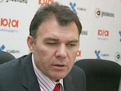 Депутат Ремезков. Фото www.yuga.ru