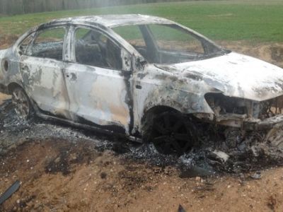 В Дагестане обнаружили сгоревший автомобиль с телами двух человек