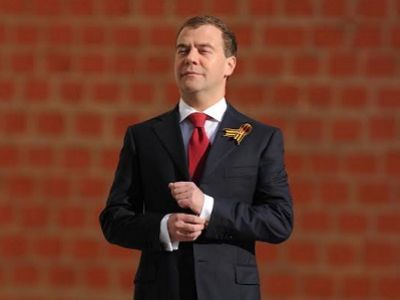 Медведев обещает очень жесткий бюджет