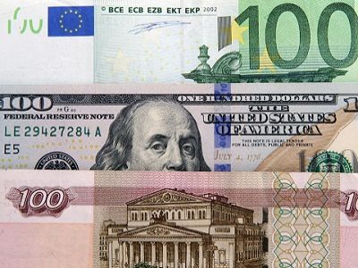 Спрос на валюту среди россиян падает