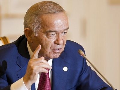 Президент Узбекистана в конце апреля посетит Россию для обсуждения военных поставок