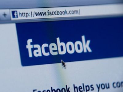 В саратовских вузах и школах запретили Facebook и Twitter