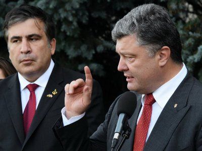 СМИ сообщили об указе Порошенко об увольнении Саакашвили