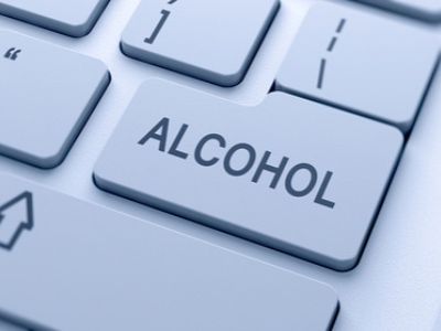 СКР предложил наказывать за дистанционную торговлю алкоголем