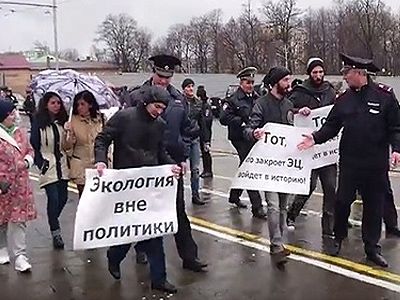 Порядка 40 человек обвиняются в организации шествия во Владикавказе