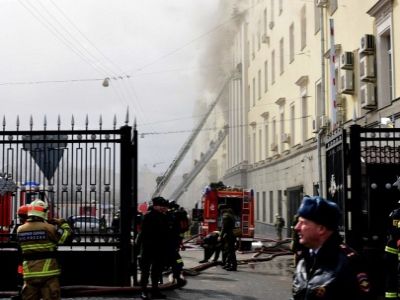 В здании Минобороны в Москве произошло возгорание на площади 1 кв метр