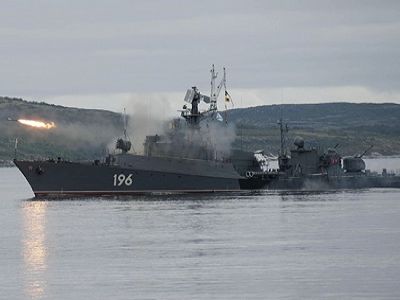 Противолодочные корабли ВМФ России провели ракетные стрельбы в Белом море