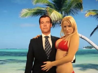 Первый канал вырезал из КВН шутки про Медведева и голую учительницу
