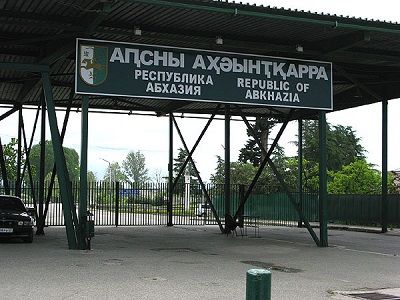 На границе с Абхазией задержали россиянина с радиоактивными часами