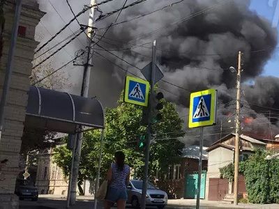 Пожар в Ростове-на-Дону. Фото: ugpressa.ru
