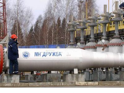 Беларусь временно закроет пять участков нефтепровода из России