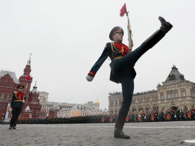 России нужны не парады Победы, а память о погибших и забота об оставшихся в живых