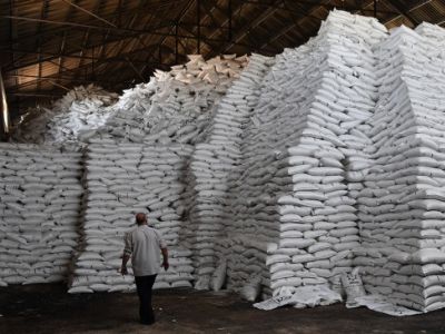 Беларусь ограничила вывоз из страны гречки, сахара и соли
