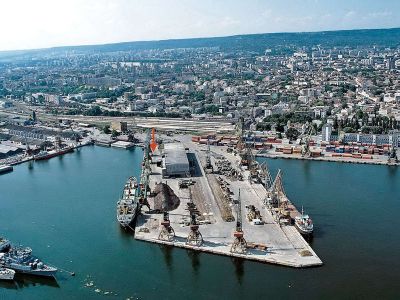 Болгария запретила российским судам заходить в ее порты