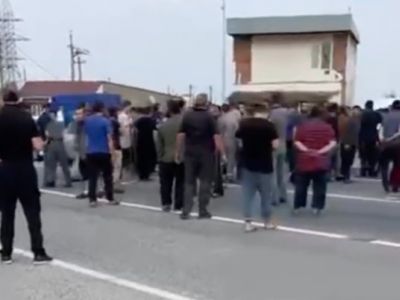 В Дагестане противники мобилизации перекрыли федеральную трассу